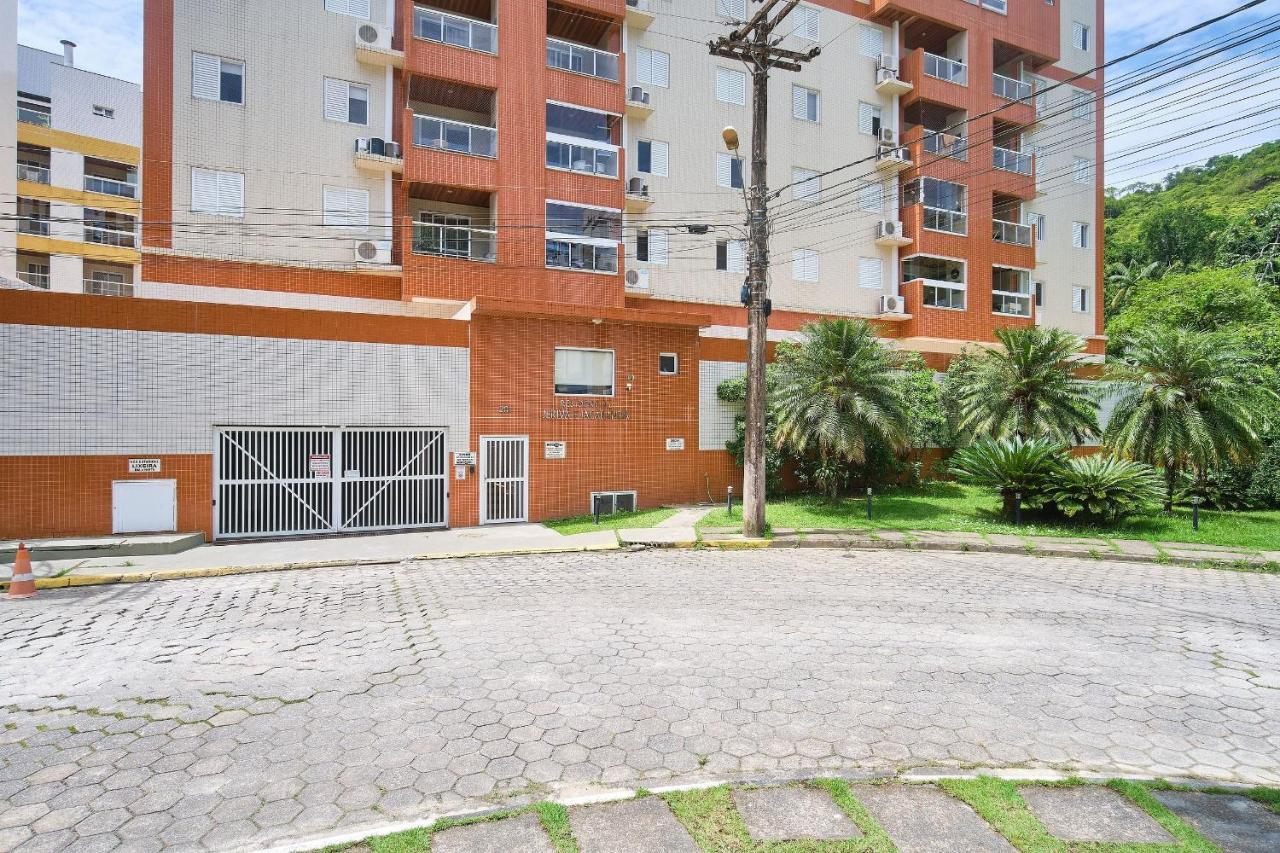 Residencial Jeriva E Jacaranda Apartment อูบาตูบา ภายนอก รูปภาพ